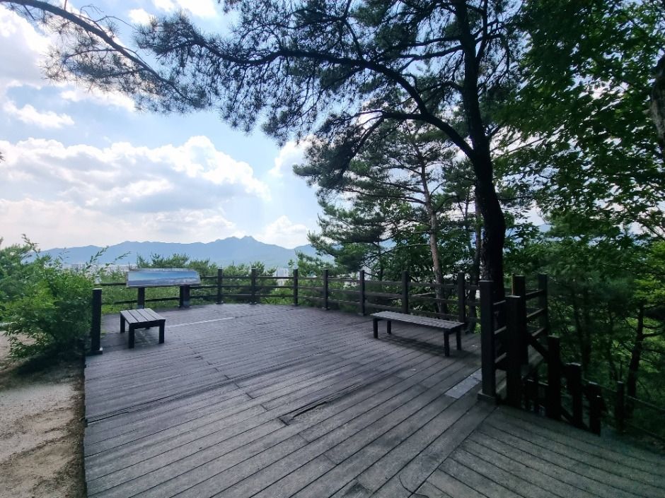 수락산 서울둘레길 쉼터 전망 데크